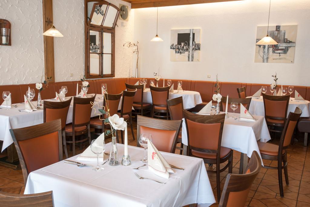 Gasthaus Hotel Pfeifferling Wolfhagen Exteriör bild